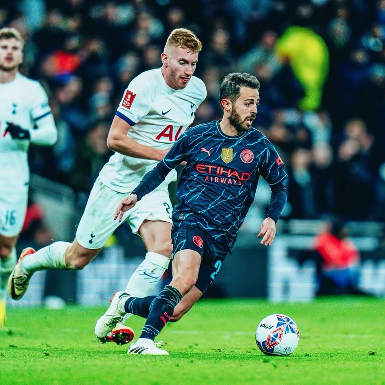 KAIYUNSPORT-曼城迎足总杯关键赛；今夜调整名单；球迷炸锅；临场指挥获称赞的简单介绍-KAIYUNSPORT