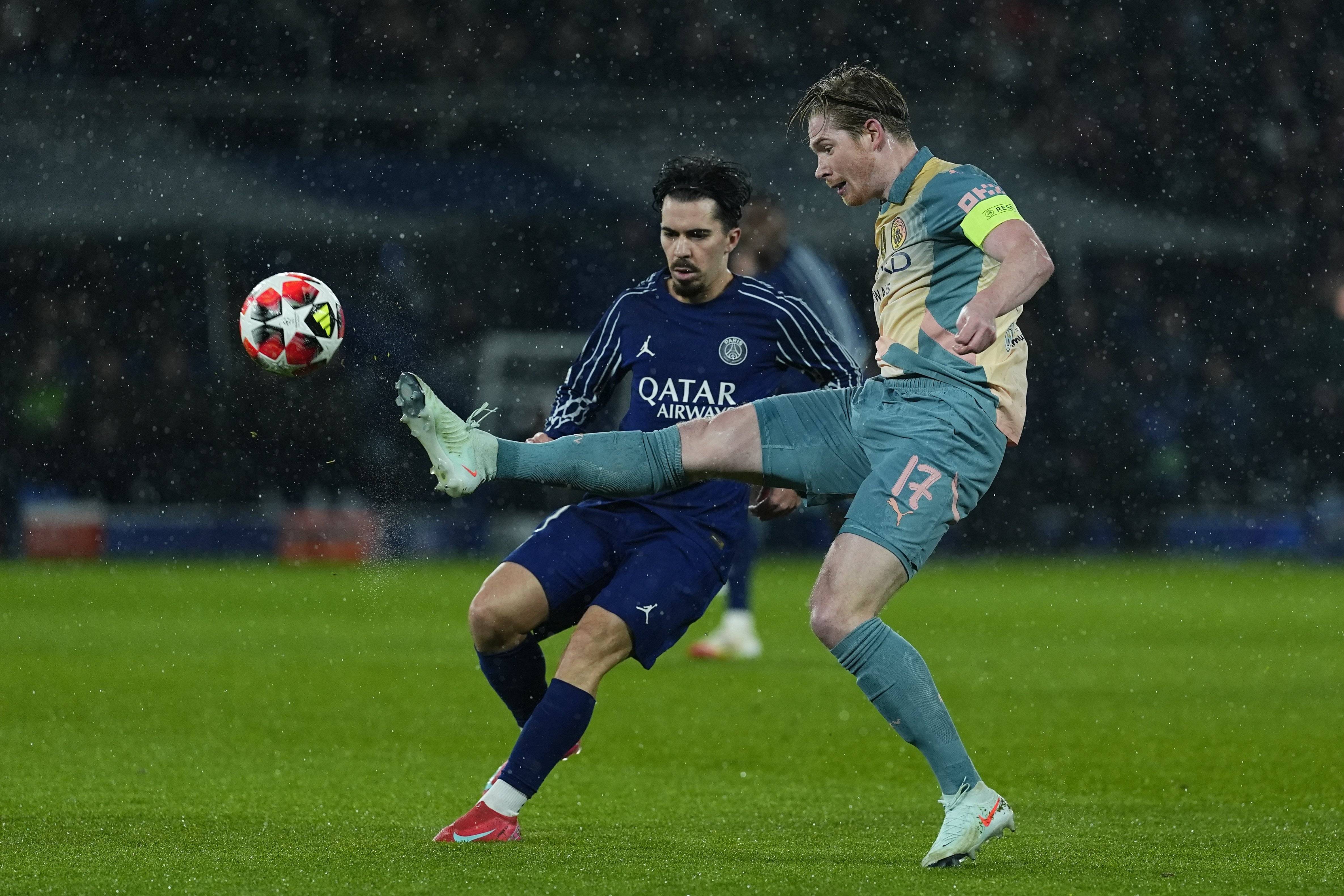 开云官方下载-这也行?巴塞罗那围绕荷甲回应争议阿森纳围绕欧联门线救险,巴黎圣日耳曼围绕法甲刷新队史纪录的简单介绍-开云官方下载